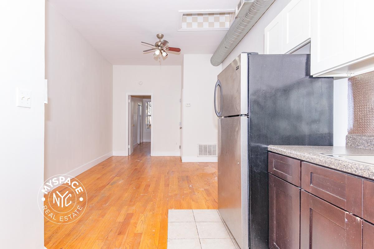 828 Halsey St, Brooklyn, NY 11233, USA Unit 3A