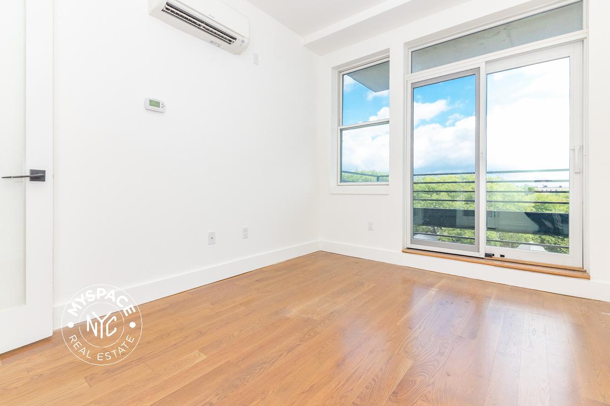 581 Ocean Pkwy, Brooklyn, NY 11218, USA Unit 6B photo 4