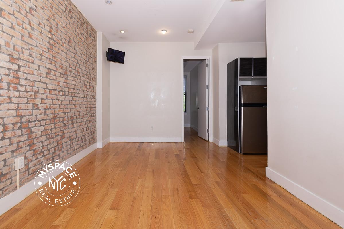 772 Jefferson Ave Unit 3L photo 4