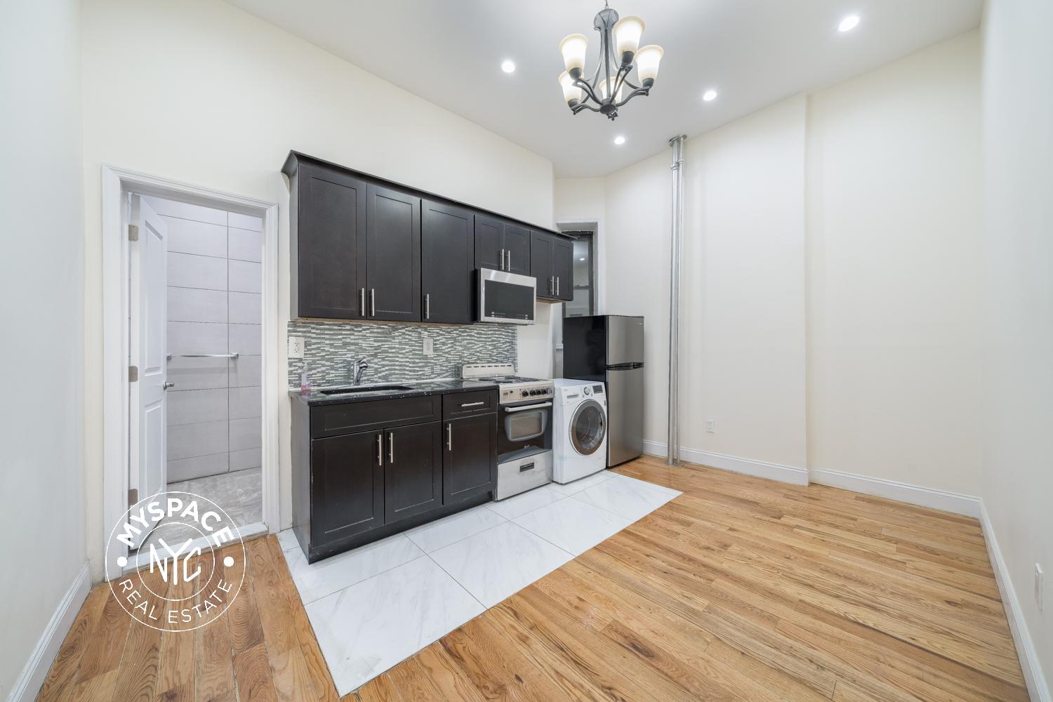 30 Rogers Avenue, Brooklyn, NY, United States Unit 1C