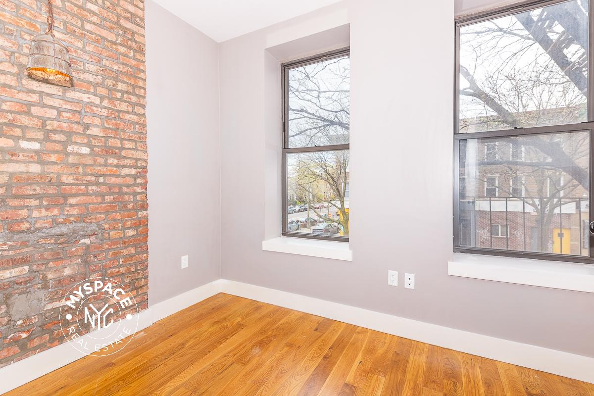 423 Rogers Ave Unit A2 photo 5
