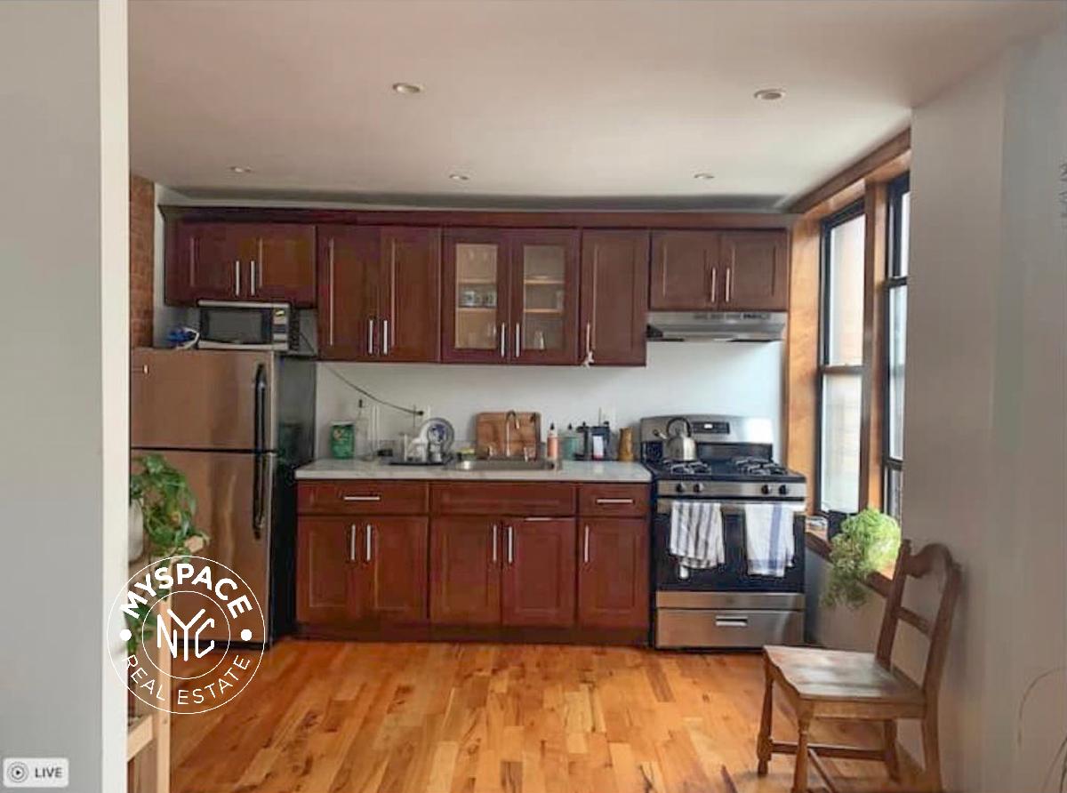 381 Berry Street, Brooklyn, NY 11249, USA Unit 3B photo 2