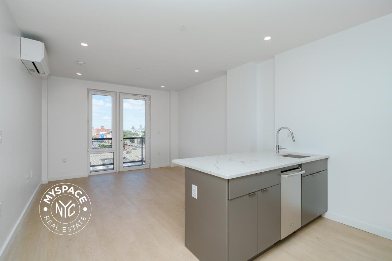 1499 Bedford Avenue Unit 8I