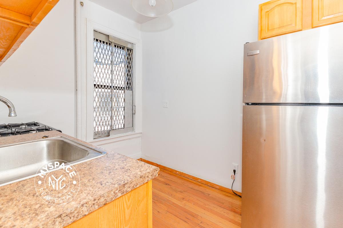 228 S 3rd St, Brooklyn, NY 11211, USA Unit B3 photo 4