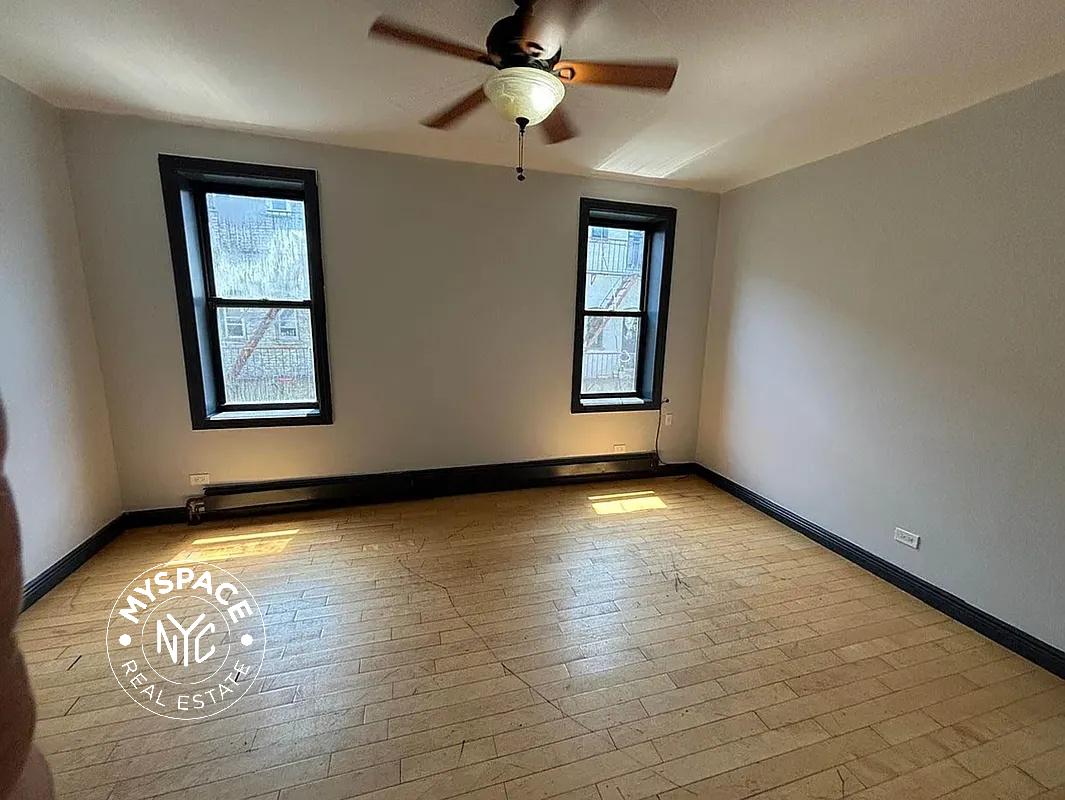 750 Onderdonk Avenue, Flushing, NY, United States Unit 2B