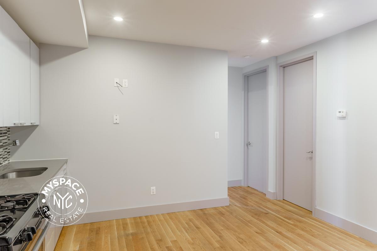269 Kosciuszko St, Brooklyn, NY 11221, USA Unit 2B photo 4
