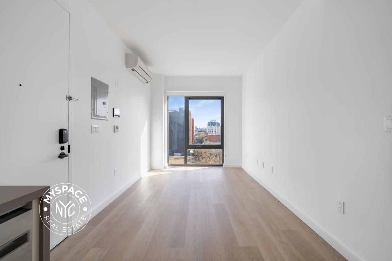 527 Grand Avenue Unit 505