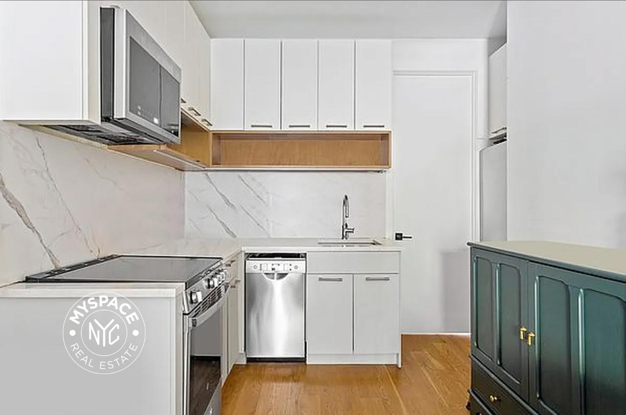 122 29th Street Unit 6 photo 2